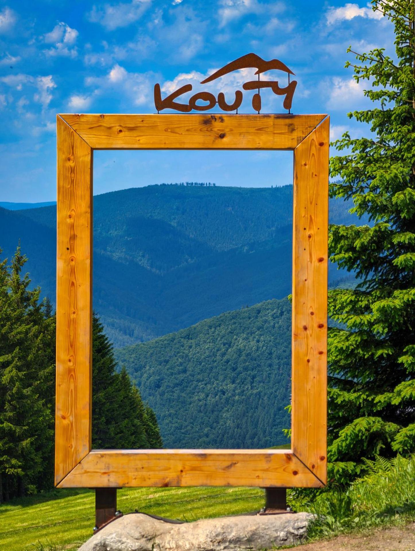 Desny Kout Villa Kouty Kültér fotó